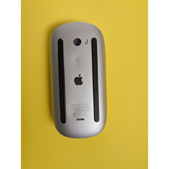 Apple Magic Mouse 2 - A1657 Wireless Mouse - White - Picture 4 of 8